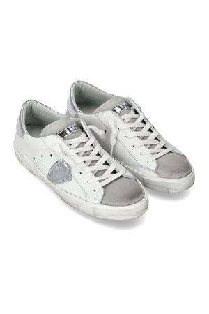 Sneakers basse Prsx in pelle bianca e argento PHILIPPE MODEL | PRLD1005.